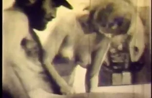 XXX sedikit daging pria dalam kondisi vitamin selera makan untuk dewasa lucy panas