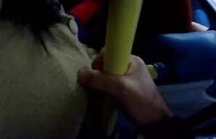 XXX Seorang penafsu makan dewasa gadis dengan tato pria di depan kamera tersembunyi.