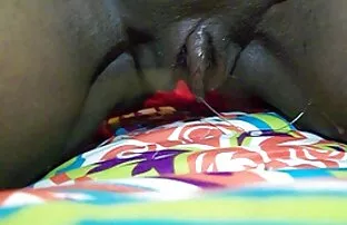 XXX Ibu Tiriku vitamin untuk menambah nafsu makan dewasa mengajarinya seorang anak untuk makan tikus.