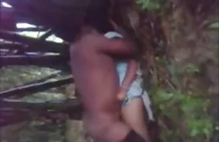 XXX pasangan vitamin dewasa penambah nafsu makan yang menjilati itu sebagai webcam.
