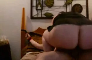 XXX shemale memberimu blowjob vitamin penafsu makan untuk orang dewasa